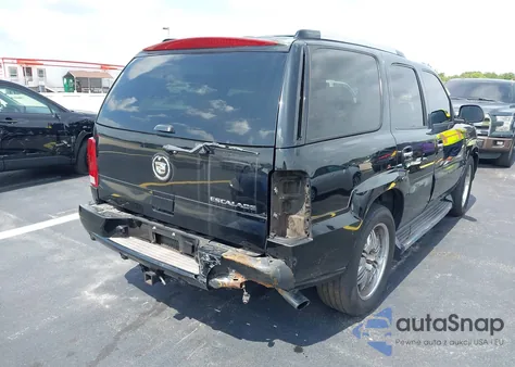 2005 Cadillac Escalade Standard z USA, uszkodzony, nr VIN 1GYEC63N05R240590